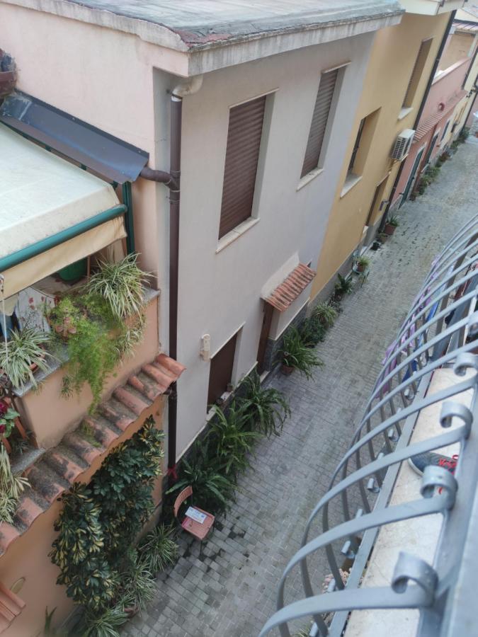 Cottage Gole Alcantara Pafumi Graniti Εξωτερικό φωτογραφία