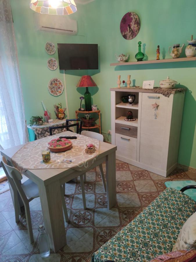 Cottage Gole Alcantara Pafumi Graniti Εξωτερικό φωτογραφία